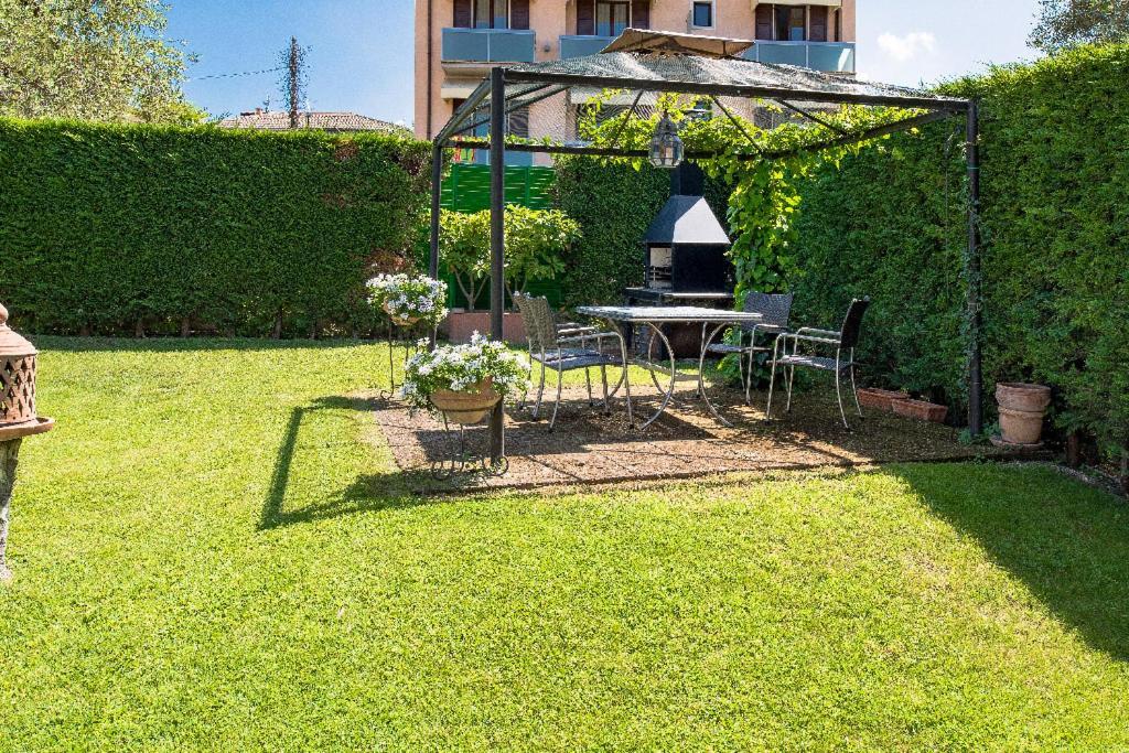 Residence Campana Bardolino Exterior photo
